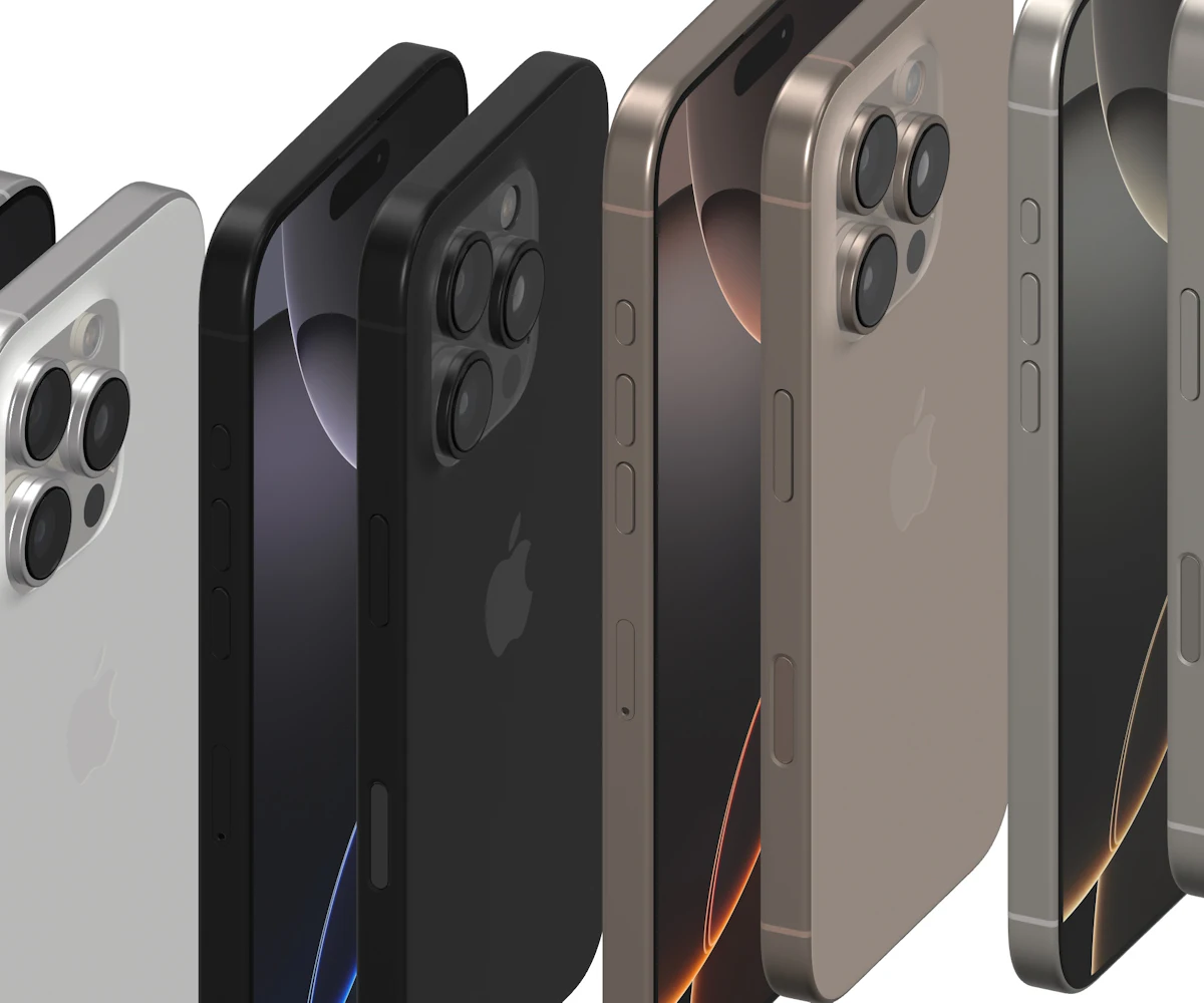 Farklı renklerde yan yana dizilmiş iPhone modelleri